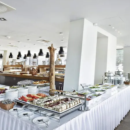 Vacationclub - Arka Apartament 510 科沃布热格